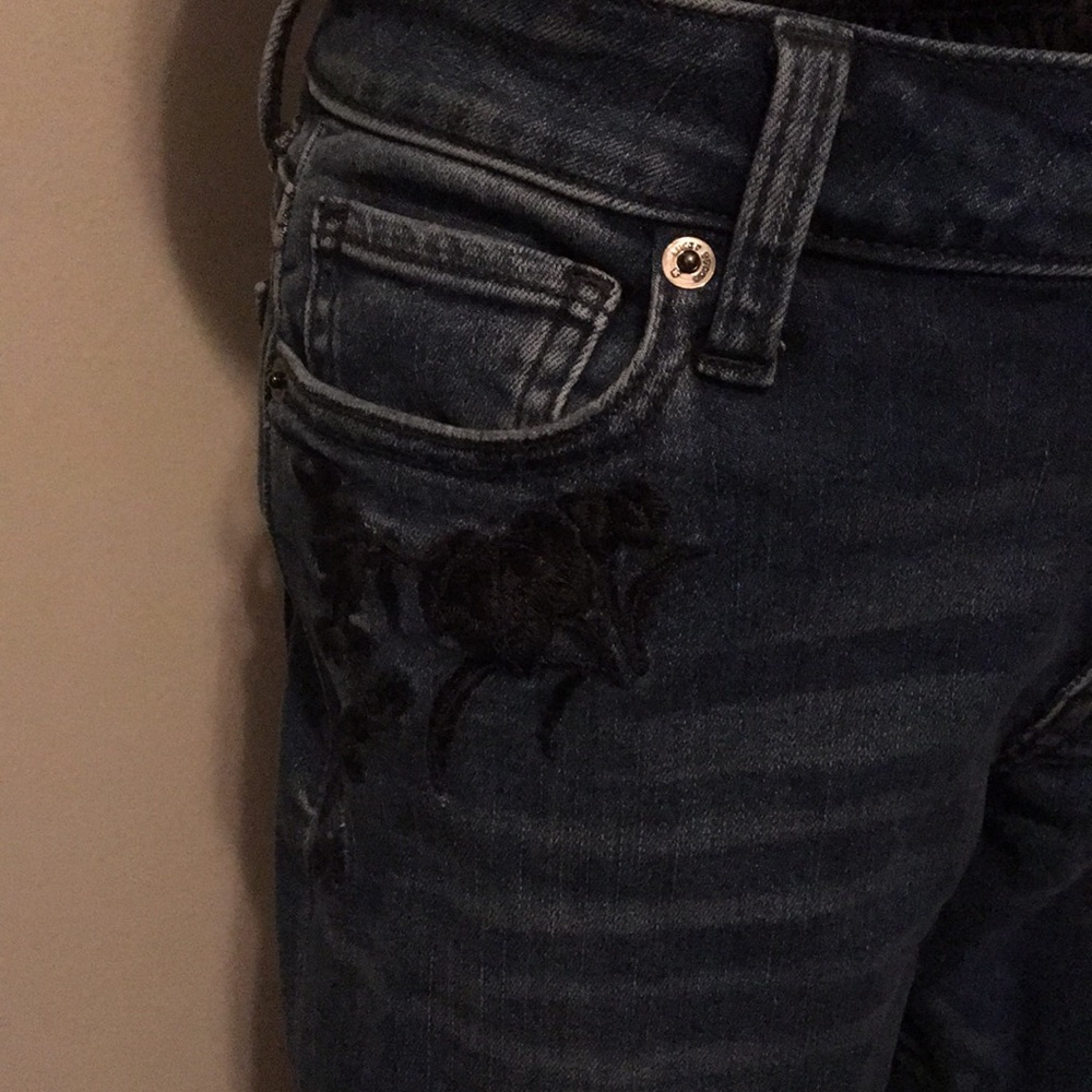Embroidered jeans - Picture 4 of 7